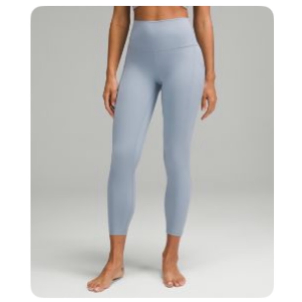 NWOT Lululemon align high rise with pockets Size 6, 25”